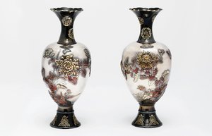 Une paire de vases Ozeki Studio, période Meiji, fin du 19ème siècle