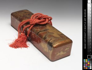 Longue boîte Daimyo (laque dorée et cuivre)