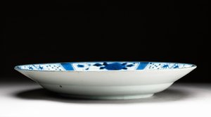 Assiette, période Edo - Japanese School
