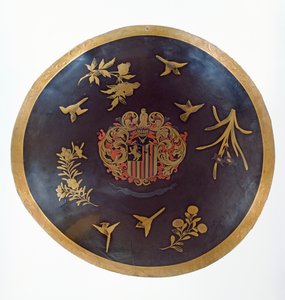 Bouclier représentant les armoiries de Constantijn Ranst, pour la Compagnie néerlandaise des Indes orientales, fabriqué au Bengale et laqué au Japon, vers 1668 - Japanese School