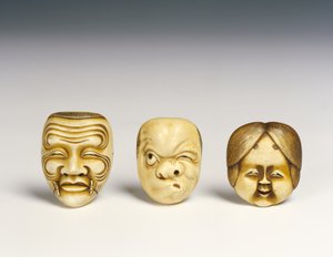 Trois masques