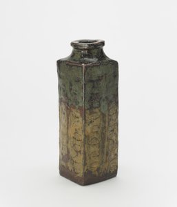 Vase en forme de cong archaïque chinois, Yatsushiro ou Shodai - Japanese School