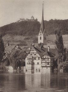 Suisse : Stein sur le Rhin, le monastère en direction du château de Hohenklingen - Jean Gaberell