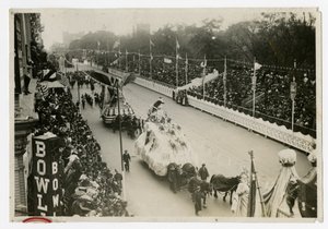 Parade historique : vue générale Central Park St Nicholas Float