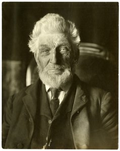 M. Messenger, apiculteur, vers 1905-09 - Jessie Tarbox Beals