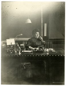 Mme Chas Netcher de Chicago, propriétaire de l