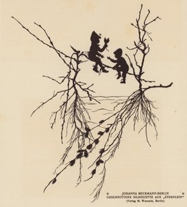 Silhouette de deux figures assises sur une branche