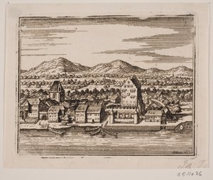 Une ville avec une rivière
