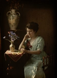 Femme avec des fleurs - Johannes Hendrikus Antonius Maria Lutz