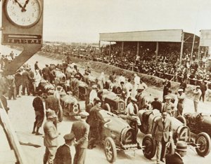Alignement avant le départ du Grand Prix en Tunisie