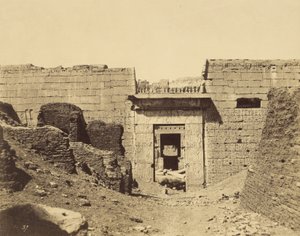 [Médinet-Habou, Palais de Ramsès Méïamoun, Entrée de La Seconde Cour]