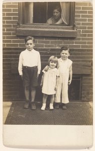 [Portrait de trois enfants] - John Frank Keith