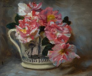 Roses rayées dans une tasse de navire