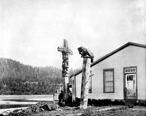Totems, Alaska, USA, 1893