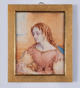 Jeune femme auréolée d