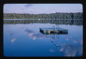 Étang de sable de Menges, Menges Lakeside Resort, Livingston Manor, New York, États-Unis - John Margolies