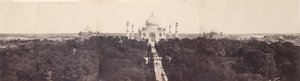 [Le Taj Mahal depuis la porte], janvier-mars 1864