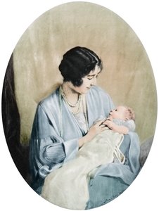Reine Elizabeth avec la Princesse Elizabeth en 1926