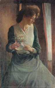 Femme regardant à droite