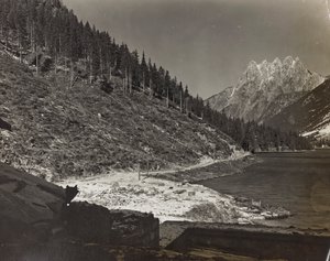 Album "Meine weltkriegs - Erinnerungen Front Sud-Ouest (Carinthie, Italie, Tyrol du Sud) 31/03/1915-12/11/1918 - Josef Zohles Wien": paysage de montagne