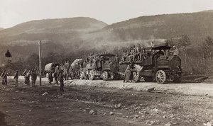 Album "Meine weltkriegs - Erinnerungen Front Sud-Ouest (Carinthie, Italie, Tyrol du Sud) 31/03/1915-12/11/1918 - Josef Zohles Wien": véhicules militaires à Hermag