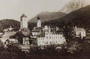Album "Meine weltkriegs - Erinnerungen South-West Front (Carinthie, Italie, Tyrol du Sud) 31/03/1915-12/11/1918 - Josef Zohles Wien" : vue de Dobbiaco après le bombardement - Josef Zohles