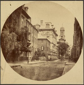 La rue Chauncy depuis Exeter Place