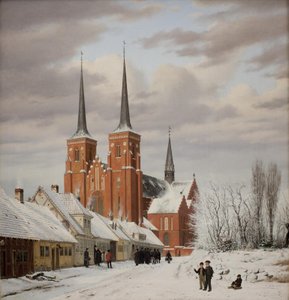 Rue à Roskilde. En arrière-plan la cathédrale