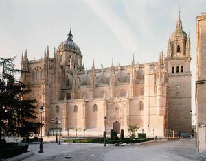 Vue de la Catedral Nueva depuis le nord, commencée en 1512