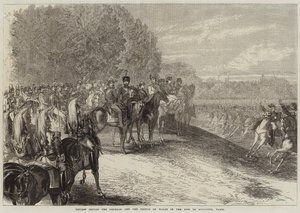Revue devant l