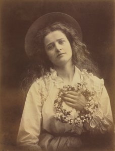 Reine de mai, 1875 - Julia Margaret Cameron