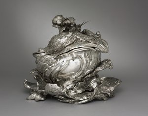 Plat, soupière et couvercle de soupière, fabriqués par Henry Adnet - Juste Aurèle Meissonnier