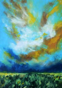 Ciel dramatique au-dessus du champ