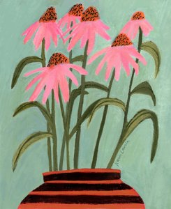 Des échinacées roses dans un vase