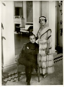 Mathilde Kschessinska 1872-1971 avec son fils Vladimir, 1916