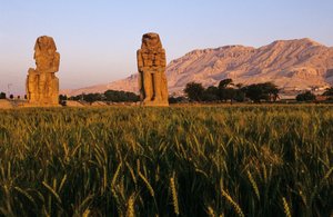 Colosses de Memnon; Amenhotep III