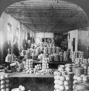 Artistes décorant des porcelaines, Trenton, New Jersey, USA, début du 20e siècle