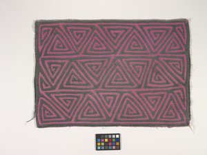 Panneau de chemise (Mola)