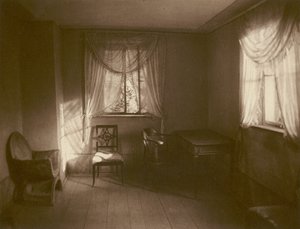 Weimar, Rayon de soleil du soir dans le bureau de Goethe dans la maison de jardin (photo n/b)