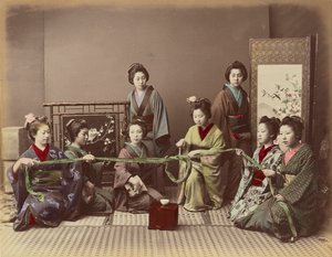 (Konkonchiki) Fille japonaise jouant à un jeu, c.1880