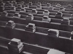 Livres dans la chapelle, Eton - Laszlo Moholy Nagy