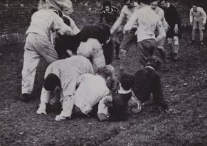 Le Jeu de Mur, Eton