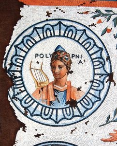 Polymnie, Muse du Chant Sacré, du Chant, de l