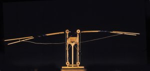 Machine pour voler avec des ailes. Modèle d