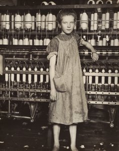 Addie Card, 12 ans. Fileuse dans une filature de coton, North Pownal, Vermont - Lewis Hine