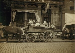 Garçons vendant des légumes au marché de Boston, Massachusetts - Lewis Wickes Hine