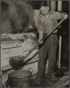  - Lewis Wickes Hine