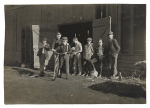  - Lewis Wickes Hine