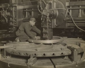 Travailleur à la machine à meuler - Lewis Wickes Hine