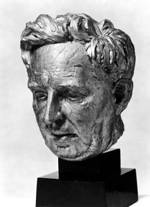 John Desmond Bernal, physicien et cristallographe irlandais